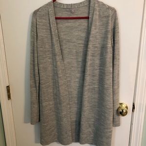 Gap sweater!! Size small!! Nwot